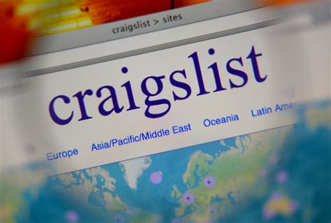 where do guys hook up without craigslist
